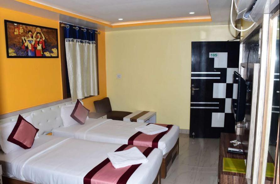 Ar Grand Hotel Rājgīr Εξωτερικό φωτογραφία